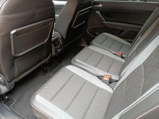 Volkswagen Touran 1.5 TSI DSG