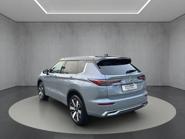 Mitsubishi Outlander PHEV