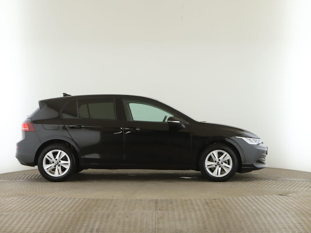 Volkswagen Golf 1.5 eTSI Golf VIII Life