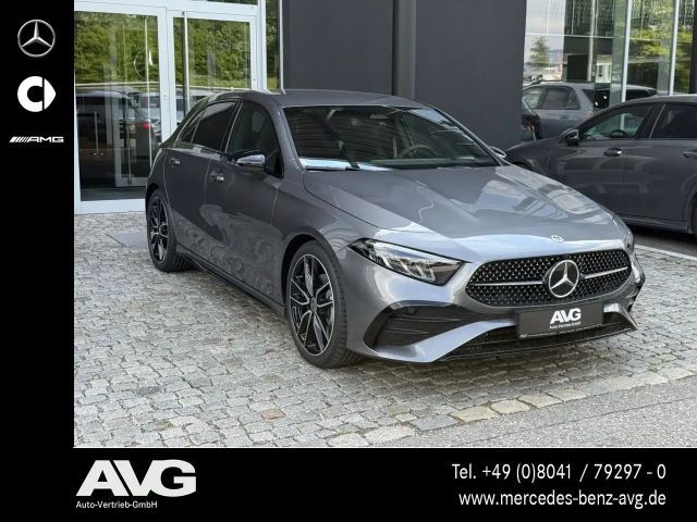 Mercedes-Benz A 200 AMG Line