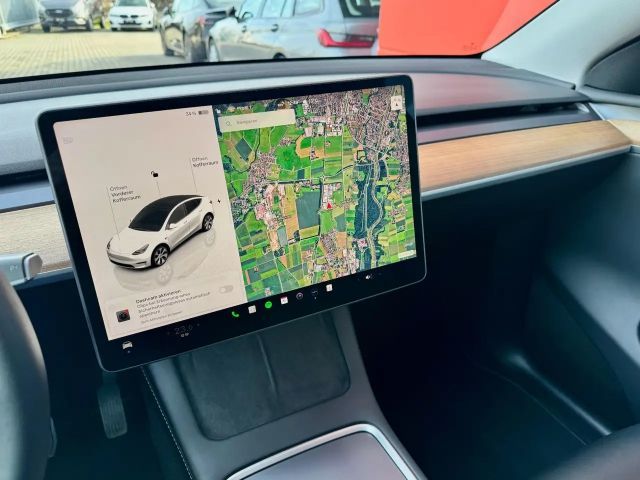 Tesla Model Y AWD Long Range