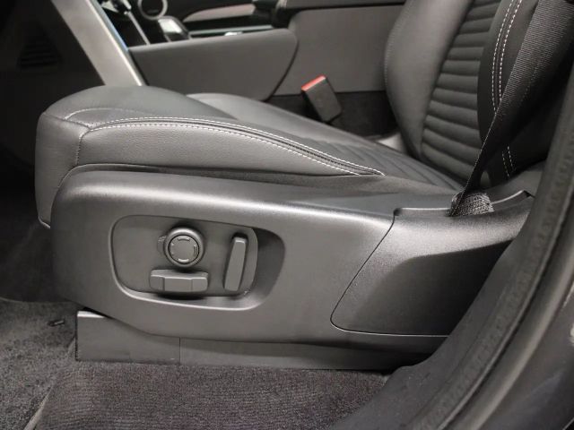 Land Rover Discovery AWD Dynamic SE