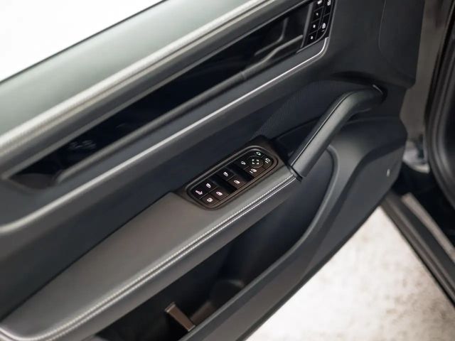 Porsche Cayenne E-Hybrid S