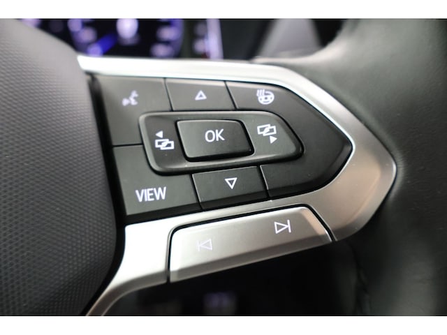 Volkswagen Touran 1.5 TSI DSG R-Line