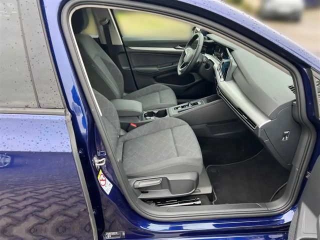 Volkswagen Golf 1.5 eTSI DSG Life