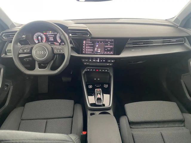 Audi A3 30 TFSI Sedan