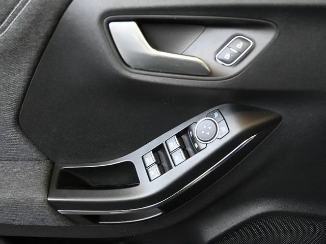 Ford Puma EcoBoost Titanium