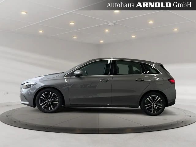 Mercedes-Benz B 220 4MATIC Progressive Sedan