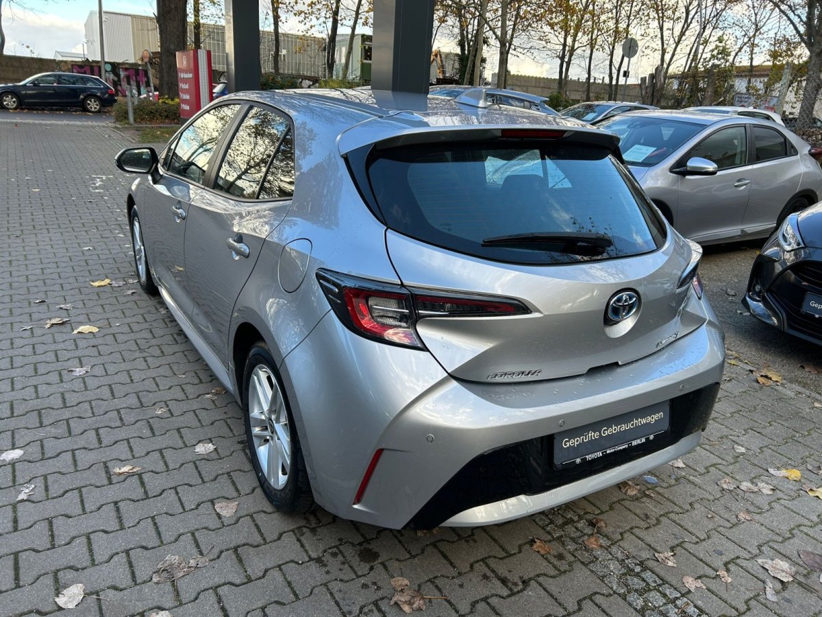 Toyota Corolla 5-deurs Basis Business