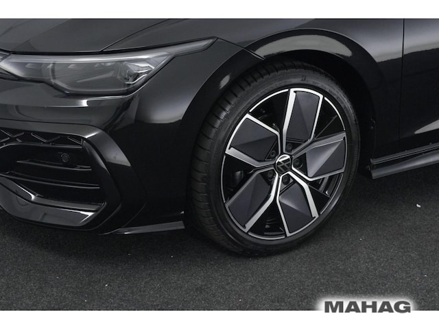 Volkswagen Golf 1.5 eTSI Golf VIII IQ.Drive