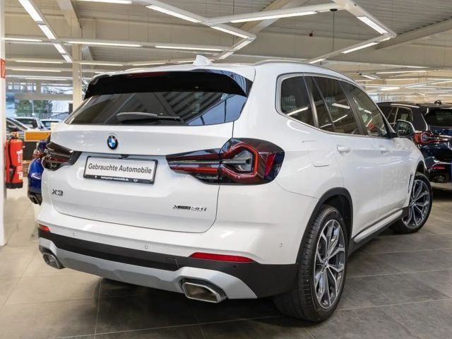 BMW X3 xDrive30i