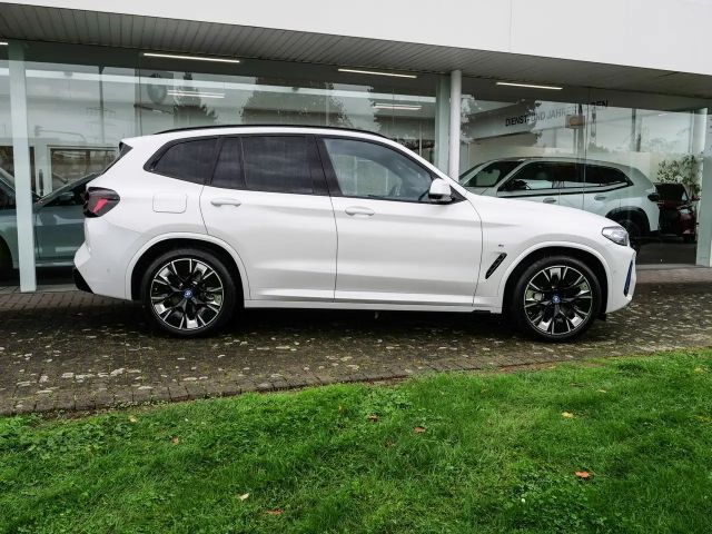 BMW iX3 Impressive iX3