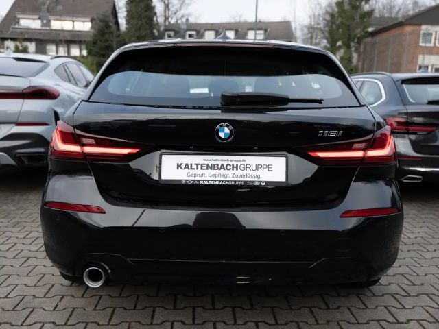 BMW 118 118i Advantage pakket Sedan