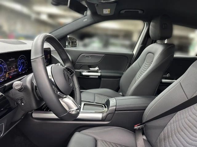 Mercedes-Benz EQA 350 4MATIC