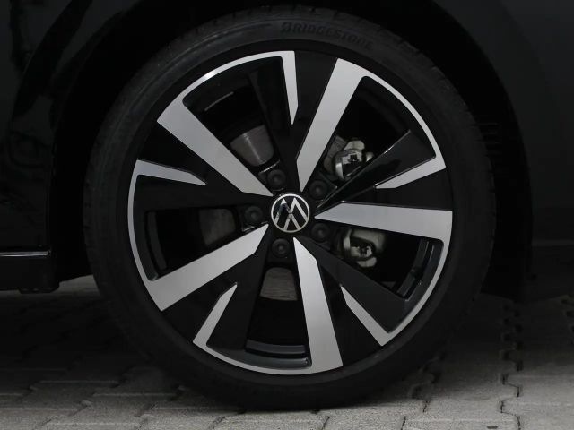 Volkswagen Golf Life Variant