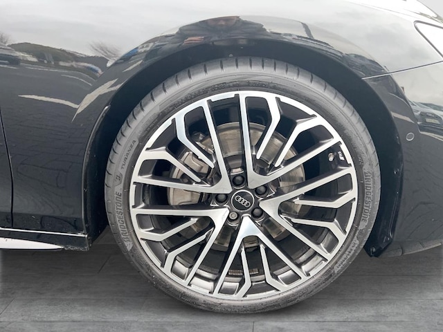 Audi A6 e-tron Avant Quattro