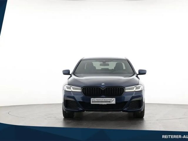 BMW 530 530e M-Sport Sedan xDrive