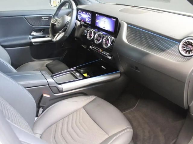 Mercedes-Benz EQA 300 4MATIC Progressive