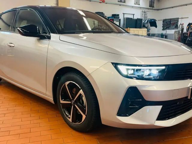 Opel Astra L Lim. Aut. 360°/Sitzhzg/Klimaaut/ACC/LED