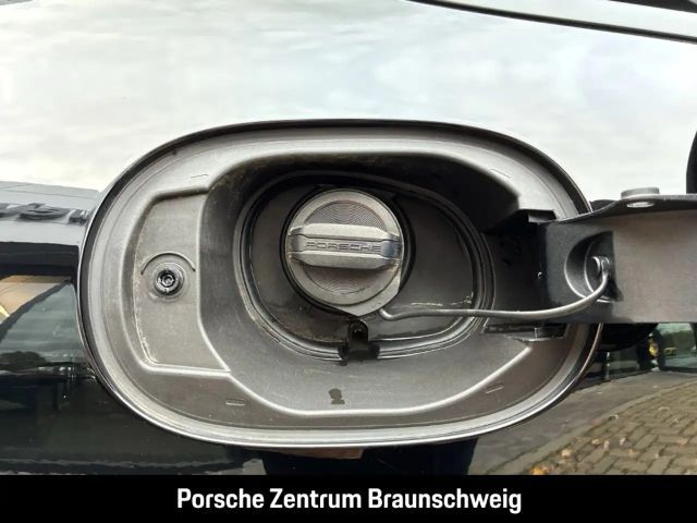 Porsche Macan Rückfahrkamera Sportabgas Luftfederung LED