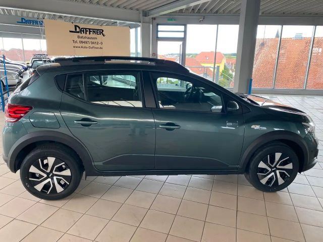 Dacia Sandero TCe / DAB/PDC