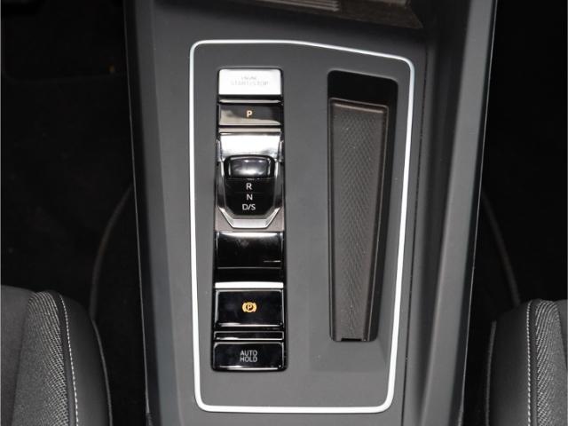 Volkswagen Golf 1.5 eTSI Golf VIII Life