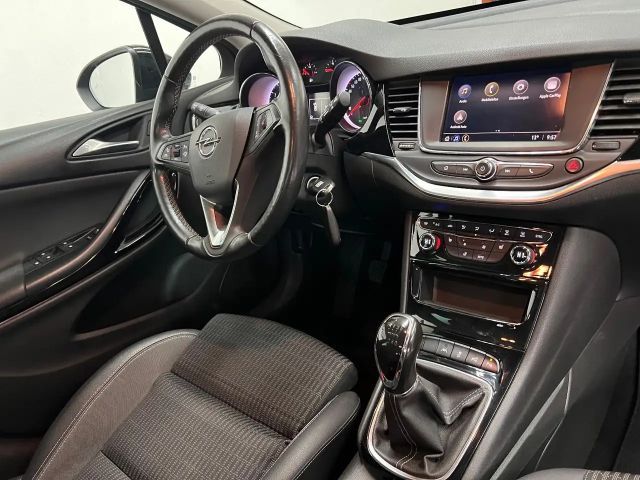 Opel Astra Sports Tourer