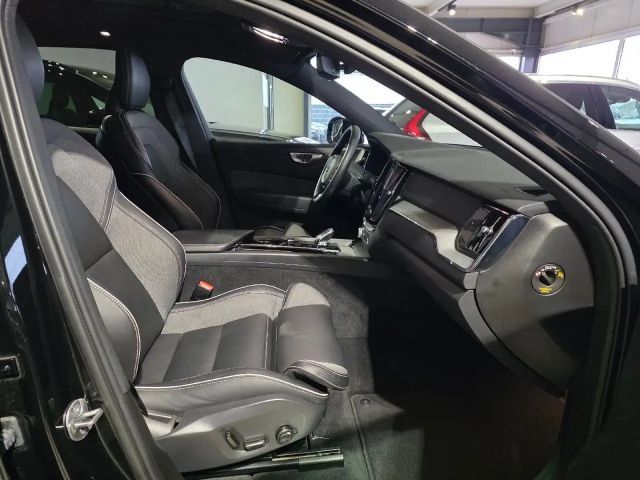 Volvo XC60 AWD Dark Plus Recharge T6