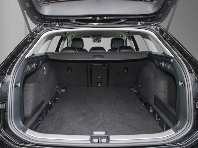 Volkswagen Passat 1.5 eTSI Business DSG Variant