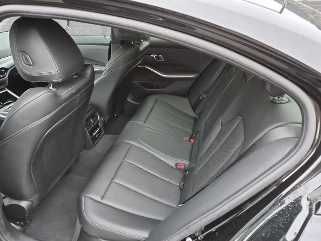 BMW 320 320d Sedan xDrive