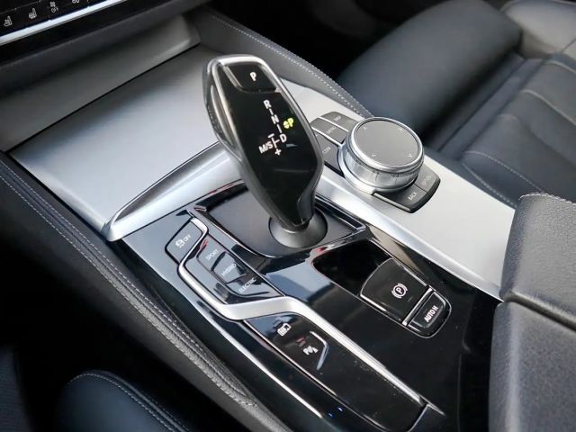 BMW 530 530e Touring xDrive