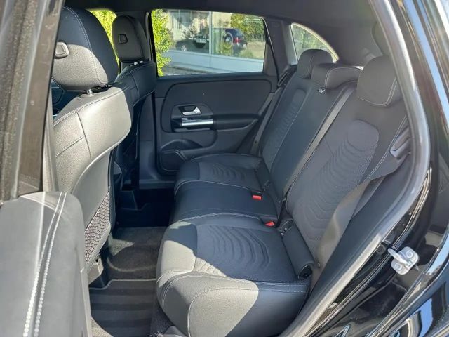 Mercedes-Benz B 200 Progressive