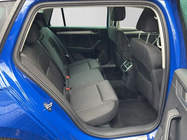 Skoda Superb Ambition Combi iV