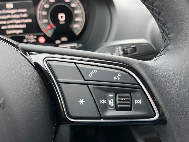 Audi Q2 1.5 TFSI S-Line