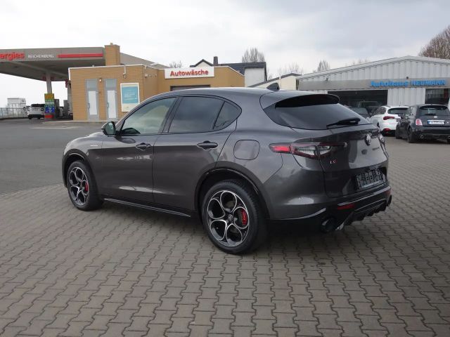 Alfa Romeo Stelvio Q4 Veloce