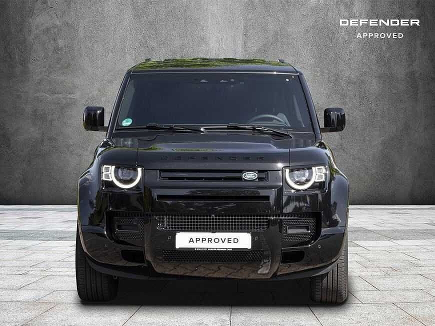 Land Rover Defender 110 Dynamic SE