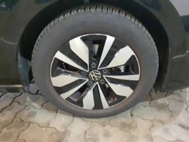 Volkswagen Golf 1.5 eTSI DSG Golf VIII