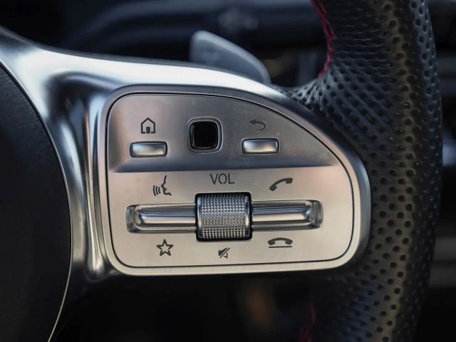 Mercedes-Benz A 250 A 250 e AMG Line