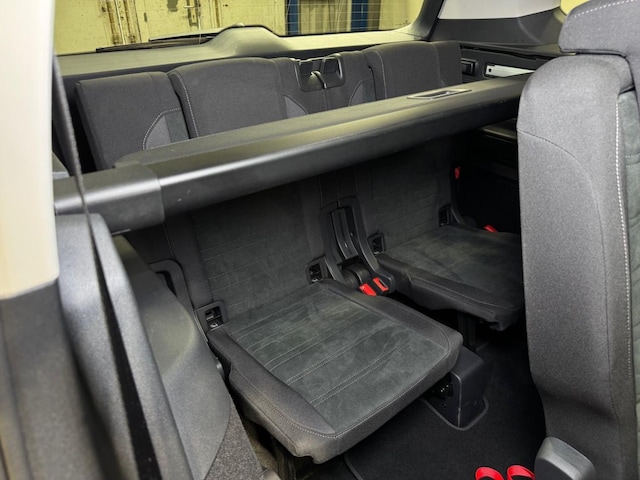 Volkswagen Touran 2.0 TDI DSG Highline Style