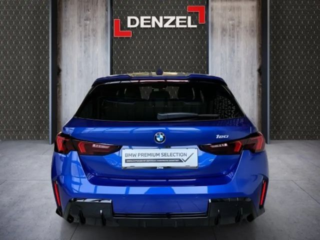 BMW 120 5-deurs Sedan