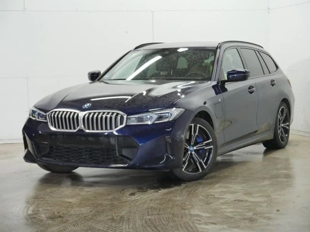BMW 330 330e M-Sport Touring