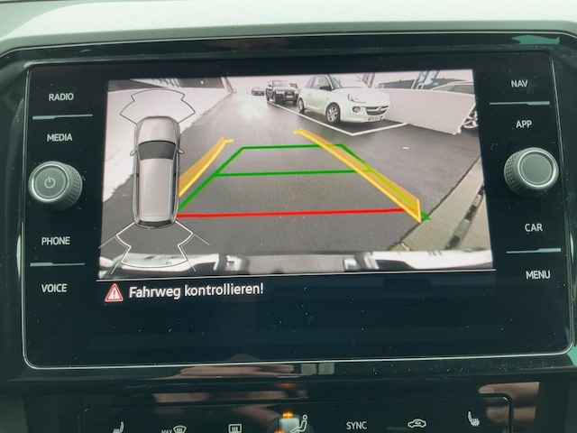 Volkswagen Passat 2.0 TDI Business DSG Variant