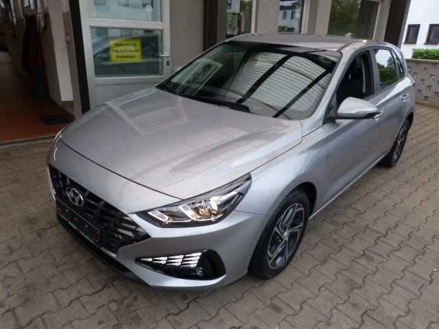 Hyundai i30 AUT. APPLE SHZ LHZ KLIMAAUT. KAMERA