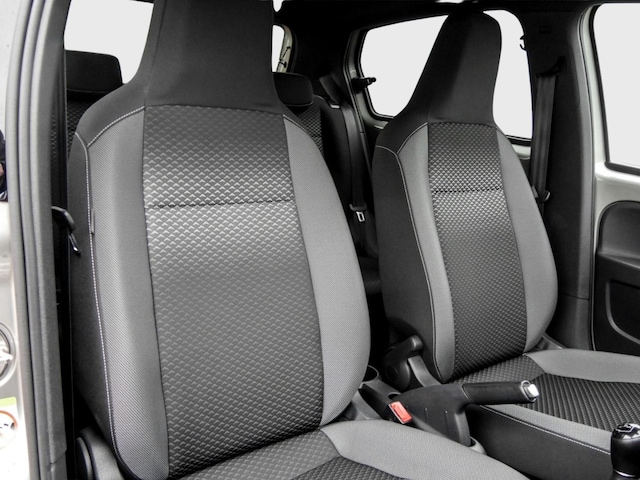 Volkswagen up! Active