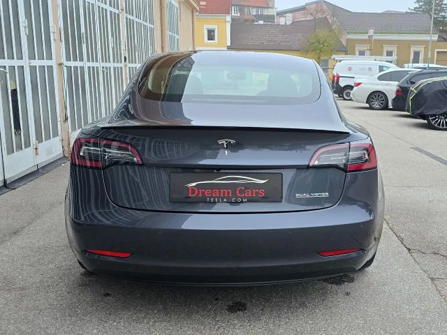 Tesla Model 3 AWD Performance