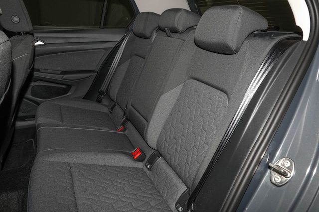 Volkswagen Golf 1.5 eTSI DSG Move