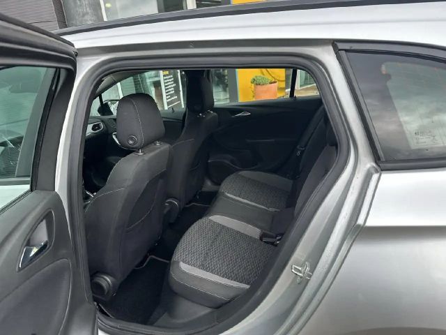 Opel Astra Sports Tourer