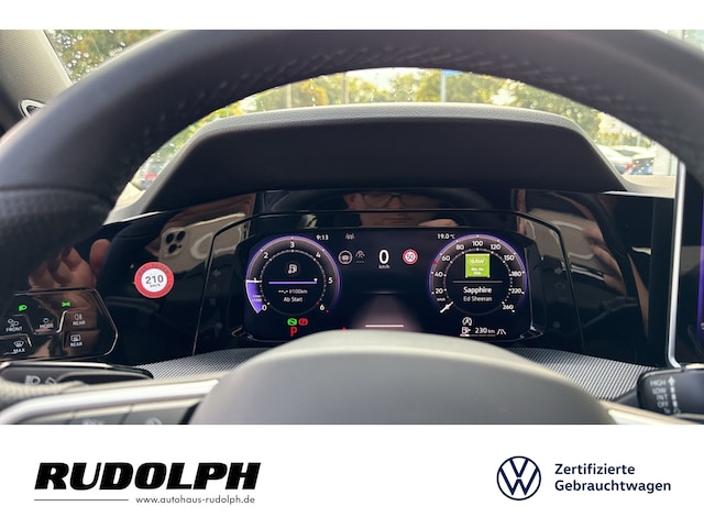 Volkswagen Golf 2.0 TDI DSG Golf VIII R-Line