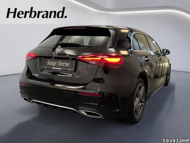 Mercedes-Benz A 200 AMG Line