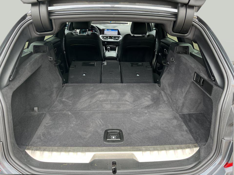 BMW 330 330e Touring xDrive